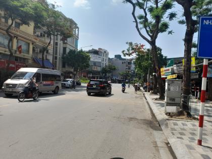 Bán Nhà Phố Xuân La Tây Hồ 60m2-5T MT5,35m LÔ GÓC 26 Tỷ Xuân La Có Thương Lượng.