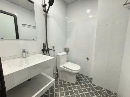 BÁN NHÀ CẠNH KĐT XA LA, 5 TẦNG, 35M2, KINH DOANH NHỎ. GIÁ NHỈNH 7 TỶ