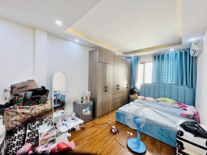 Bán nhà phố Khương Hạ, Thanh Xuân, ngõ đẹp, gần hồ, nở hậu