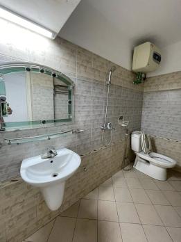 ????????Căn hộ TT tầng 2 Vạn Phúc, Ba Đình 42/80m, 3PN, khu siêu VIP, hơn 6 tỷ