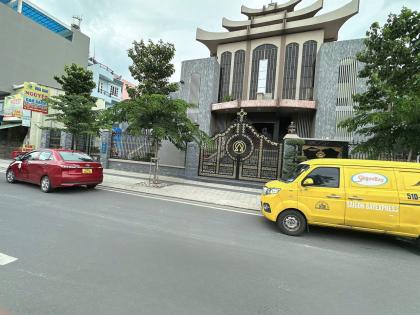 Bán nhà mặt tiền Trần Bá Giao ngang 5m 85m2 tiện xây CHDV KD đa nghề, sầm uất chỉ 9.3 tỷ.