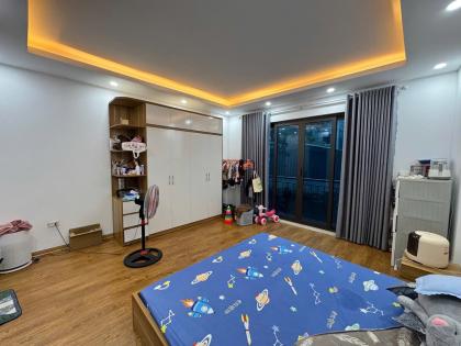 Bán nhà đường Giáp Nhất, Thanh Xuân, nhà đẹp, ngõ rộng, gần ô tô