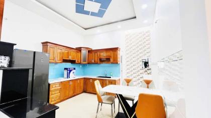 NHÀ 4 TẦNG BTCT MỚI ĐẸP 60M2, ĐƯỜNG NHỰA XE HƠI 7M. KHU PHÂN LÔ NHÀ CAO TẦNG - NGUYỄN ẢNH THỦ QUẬN