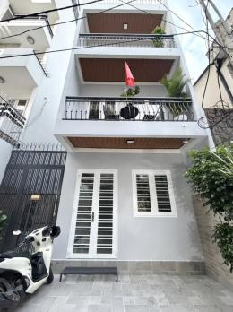 Bán nhà ????????????̛????̛̀???????? ????????̂́???? ????????????̀???????? - ????????????̃ ????????́???? ????????????̀ Đ????̂̉????????! - Đ. Lê Thị Riêng - 110M2 (6x18.5)