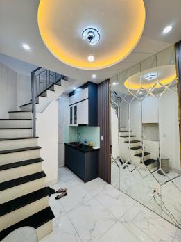 Siêu hiếm! Chỉ 2.96 tỷ trung tâm Đống Đa, nhà đẹp 4 tầng, ngõ thông, sổ riêng