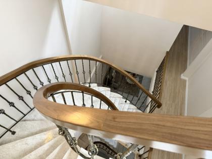 [BÁN NHÀ QUẬN 1] Biệt thự Tôn Thất Tùng – kiến trúc Châu Âu – trung tâm Sài Gòn •  Đường Tôn Thất Tùng - diện tích 123m²