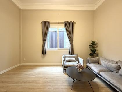 [BÁN NHÀ QUẬN 1] Biệt thự Tôn Thất Tùng – kiến trúc Châu Âu – trung tâm Sài Gòn •  Đường Tôn Thất Tùng - diện tích 123m²