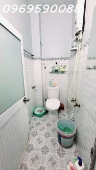 Bán nhà hẻm Lê Thúc Hoạch Tân Phú 48m2 2PN 2 tầng sổ hồng chính chủ giá 5.7 tỷ quá hời.