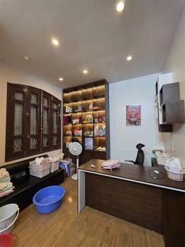 Siêu phẩm phố Nguyễn Ngọc Nại, Thanh Xuân, chủ tự xây, mặt tiền rộng, ngõ ô tô