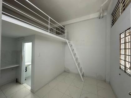 Bán nhà MT Lê Thị Chợ Quận 7 – diện tích 5x24m, 2 tầng, đang kinh doanh CHDV