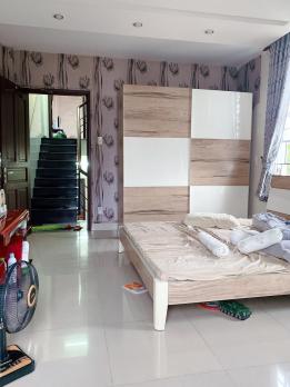 Nhà NGỘP hẻm 730 Lê Đức Thọ 90m2 ngang 4.1m 5 lầu gara view sông có PN người già 9.5 tỷ