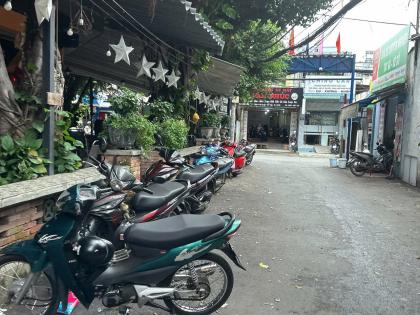 Nhà phố Nguyễn Tư Giản ngang 5m ô tô ngủ trong nhà 105m2 tặng nội thất gần chợ 13 tỷ tí.