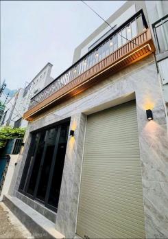 Nhà Xây Mới 1 Trệt. 2 Lầu. Sân thượng -2 PN. 3WC. Ban công lớn 6 Tỷ 250