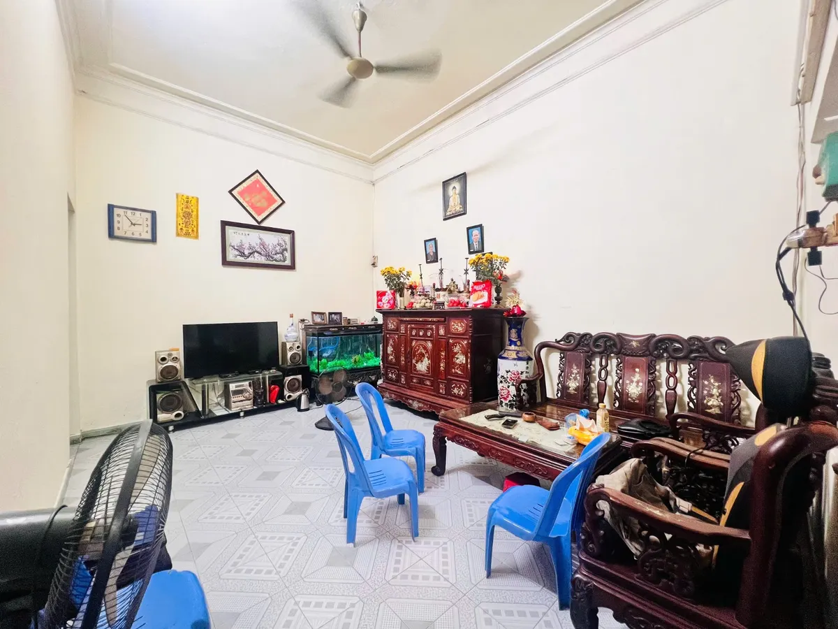 Bán Đất Ngọc Khánh, Đống Đa với DT 110m2 MT 6.5m giá 23.86 tỷ