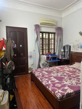 Bán nhà đường Nguyễn Trãi, Thanh Xuân, nhà dân xây, ngõ rộng, gần ô tô, gần Royal City