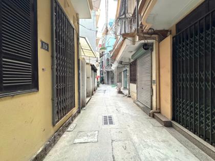 Bán nhà đường Khương Trung, Thanh Xuân, lô góc 3 mặt thoáng, ngõ rộng