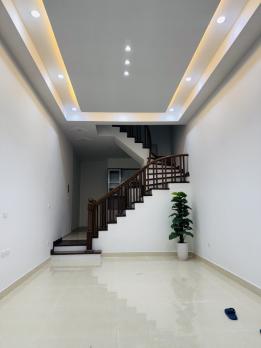 Siêu Phẩm! 20m ra Phố Hoàng Văn Thái, ô tô vào nhà, 47m2, MT 4.1m, 17.5 Tỷ.