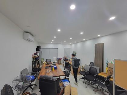 Cho thuê nhà KĐT Đại Kim 70m x 5T thông sàn thang máy 33tr 0903409888