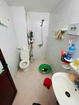 Cho Thuê nhà ngõ 198 Lê Trọng Tấn, diện tích 47m x 5tầng, mặt tiền 4m, giá 15 triệu.