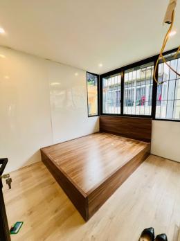 Bán căn hộ tập thể Đại học Công Đoàn, Tây Sơn, Đống Đa, lô góc thoáng sáng, ô tô đỗ chân cầu thang