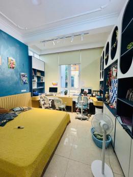 Gia chủ cần bán nhà phân lô cán bộ 5 tầng oto qua Nguyễn Tuân DT 55m SDCC