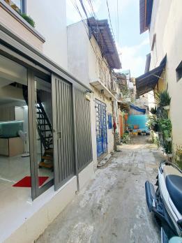 Bình Long,Tân Phú –3.7x6m, 3 lầu,5 tầng BTCT  full nội thất chỉ 3 tỷ nhỉnh