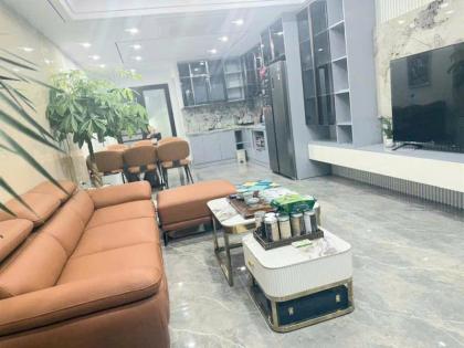 BÁN NHÀ NGỌC THỤY  LONG BIÊN, GA RA Ô TÔ LEXUS , THANG MÁY, FULL NỘI THẤT, KD, Ô TÔ TRÁNH, CÓ 11.X TỶ