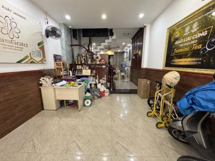 Nhà đẹp 5 lầu hẻm 237 Phạm Văn Chiêu 72m2(4x18) vào ở ngay gần Dream Home hơn 9 tỷ.