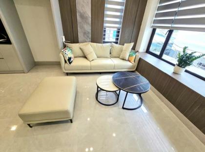 BÁN NHÀ CẠNH KĐT KHAI SƠN CYTI  LONG BIÊN, LÔ GÓC, GA RA Ô TÔ LEXUS , TM, NỘI THẤT CHẤT, CÓ 10.X TỶ