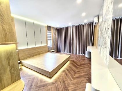 BÁN NHÀ CẠNH KĐT KHAI SƠN CYTI  LONG BIÊN, LÔ GÓC, GA RA Ô TÔ LEXUS , TM, NỘI THẤT CHẤT, CÓ 10.X TỶ