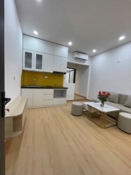 Cần bán căn hộ tập thể Thanh Xuân Bắc, Thanh Xuân, mặt phố Nguyễn Quý Đức, nhà đẹp ở luôn