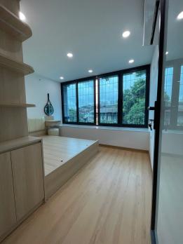 Cần bán căn hộ tập thể Thanh Xuân Bắc, Thanh Xuân, mặt phố Nguyễn Quý Đức, nhà đẹp ở luôn