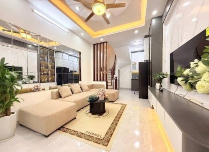 Bán nhà Phố Hạ Đình, Gara ô tô, Gần phố, 46m2, MT 4.2m, 15 Tỷ.