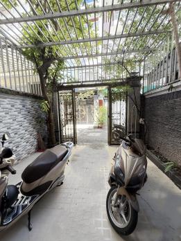 Bán nhà 4 lầu đi bộ tới CV Làng Hoa hẻm 347 Lê Văn Thọ ngang 4.5m 81m2 sổ A4 9 tỷ hơn.