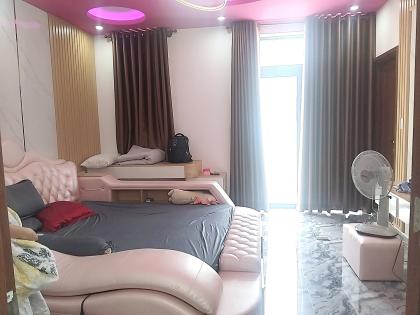 Biệt Thự Mini Lên Sóng• Phú Thuận• Q7• Nhà Đẹp• 128m2 (7x17.5)• 6PN• 7WC• Nội Thất Cao Cấp