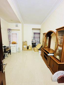 Bán Nhà Phố Huỳnh Thúc Kháng Đống Đa 75m2-7T MT7m LÔ GÓC 2MT Ô TÔ 65 Tỷ Có Thương Lượng.