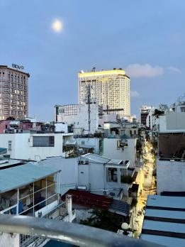 Nhà HXH Đường Nam Kỳ Khởi Nghĩa  Phường 7 Quận 3 Cũ.