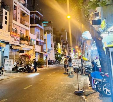 TT QUẬN 10 - NGAY ĐH KINH TẾ HCM - KHU PL, HẺM THÔNG - 4X12 - 2 LẦU, 7 TỶ