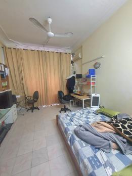 Bán nhà riêng gần đường hồ Ba Mẫu, Đống Đa, mặt tiền rộng, gần ô tô, gần hồ, sổ vuông