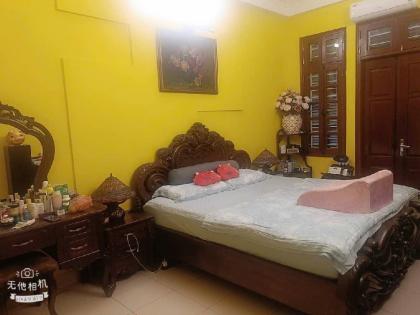 Bán nhà phố Huỳnh Thúc Kháng - Carnival đỗ cửa  - Thoáng ở ngay - 50m2 - n 14 tỷ