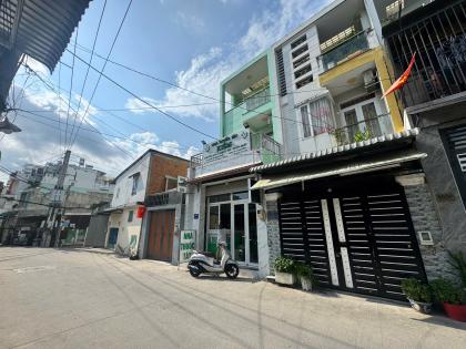 Bán Nhà Hẻm Huỳnh Tấn Phát, Nhà Bè 3 Tầng 56m2, 4PN, Sổ Hồng Giá Chỉ 6.5 Tỷ!