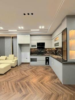 BÁN NHÀ NGUYỄN VĂN CỪ LONG BIÊN, Ô TÔ VÀO NHÀ, THANG MÁY, FULL, NỘI THẤT, GẦN PHỐ, GIÁ MỀM