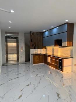 Ô tô tránh vỉa hè, Phố Hoàng Đạo Thành, 6T Thang Máy, Kinh doang, 48m2, 20 Tỷ.