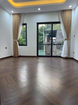 Ô tô tránh vỉa hè, Phố Hoàng Đạo Thành, 6T Thang Máy, Kinh doang, 48m2, 20 Tỷ.