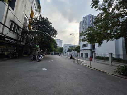 MẢNH ĐẤT VÀNG SIÊU HIẾM – LIỀN KỀ VIN GARDENIA – Ô TÔ TRÁNH DỪNG ĐỖ – KD SẦM UẤT NGÀY ĐÊM.