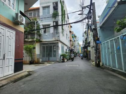 Nhà HXH Đường Huỳnh Văn Bánh Phường 13 Phú Nhuận Cũ.