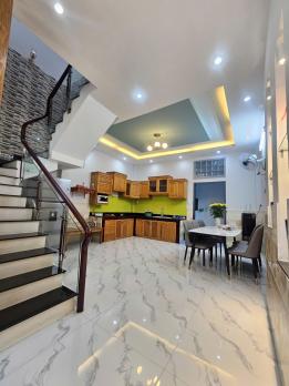 SIÊU PHẨM 2 TẦNG NHÀ MỚI KIÊN CỐ MỘT TRỤC LIÊN KHU 2-5, HIỆP THÀNH, QUẬN 12