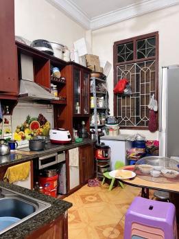 Bán nhà Lô Góc 3 mặt Thoáng, Chính Kinh, gần Phố, 34/40m2, 5 Tầng, 10 Tỷ.