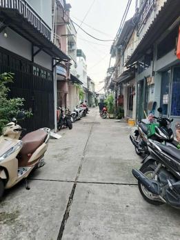 NHÀ 2 TẦNG 53M2 ĐÚC ĐẸP GẦN CHỢ LÊ VĂN QUỚI HXH ĐỖ CỬA, BTĐ, BÌNH TÂN.