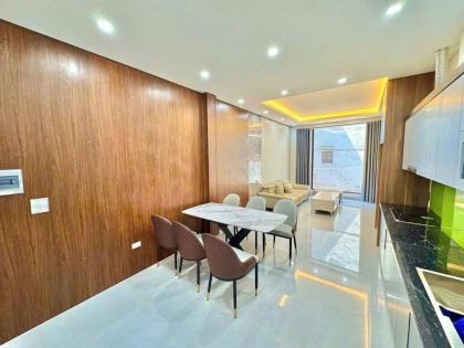 BÁN NHÀ NGỌC THỤY, LÔ GÓC, GARA Ô TÔ, TM, NỘI THẤT XỊN, NGAY SÁT PHỐ, 45M2, CÓ 11.X TỶ